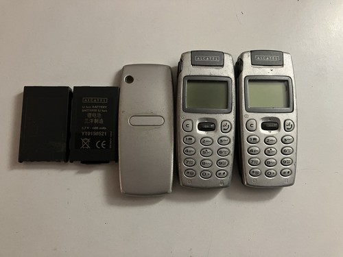Piccolo lotto telefoni - piccolo, di