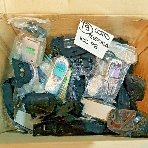 Lotto accessori telefonia - accessori,